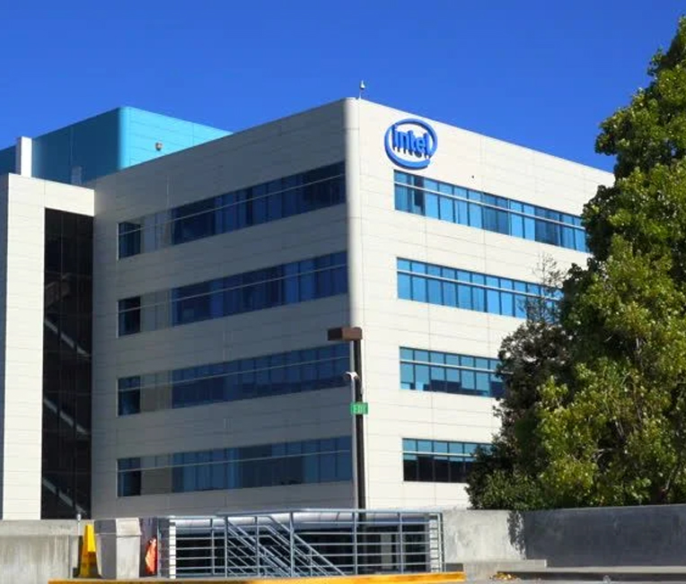 Dalian Intel Çelik Yapı Kaplama Projesi